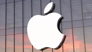 Apple Expected to Use Intel Foundry for Base M7 Chip, Analyst Says