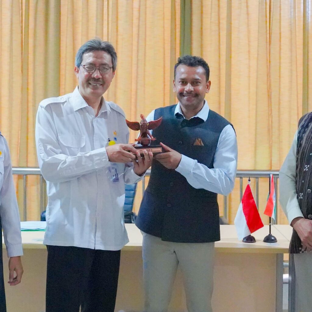 UNNES Introduces “India Corner” to Enhance Cross-Cultural Academic Engagement