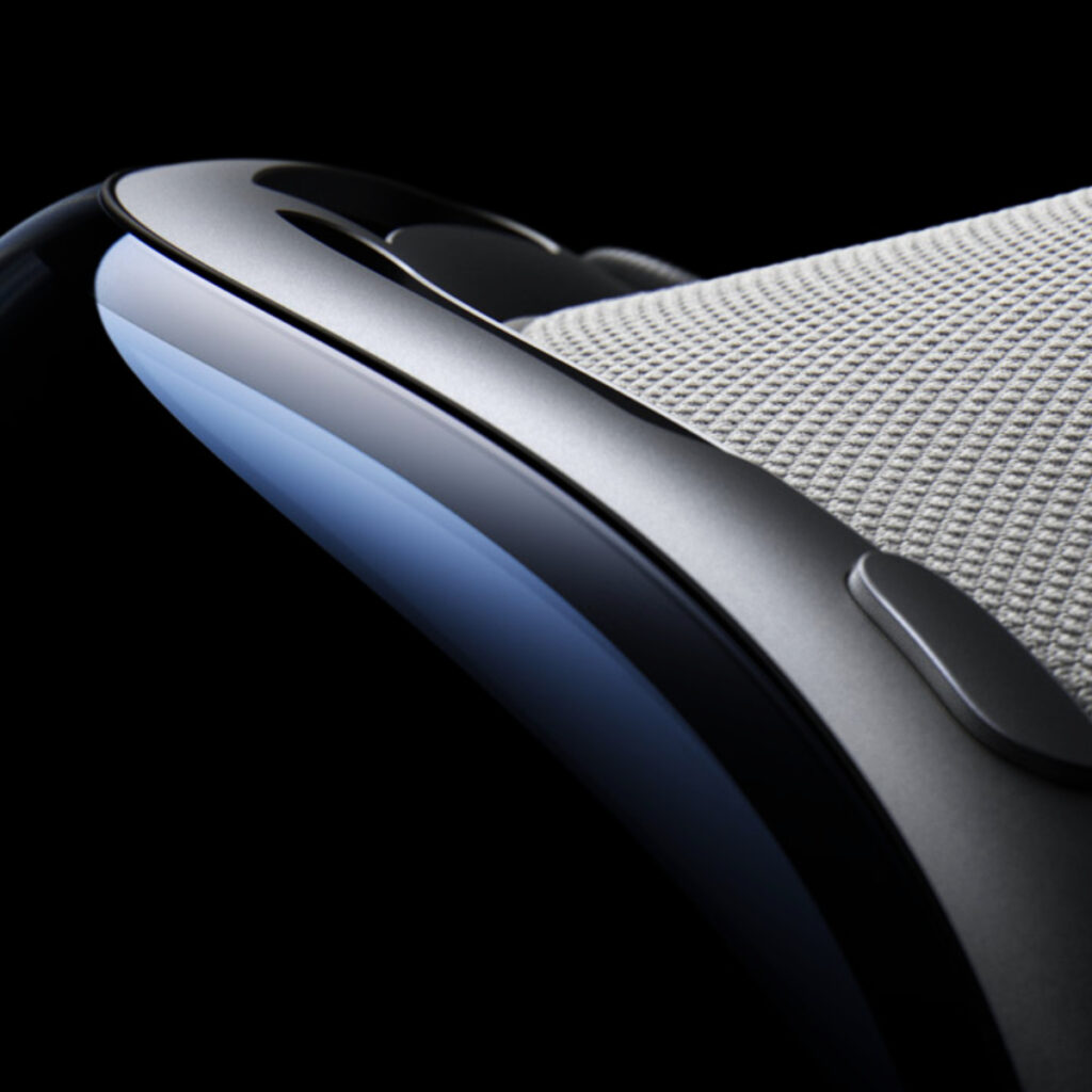 Apple Headset Filing Suggests Conservative Hardware Update