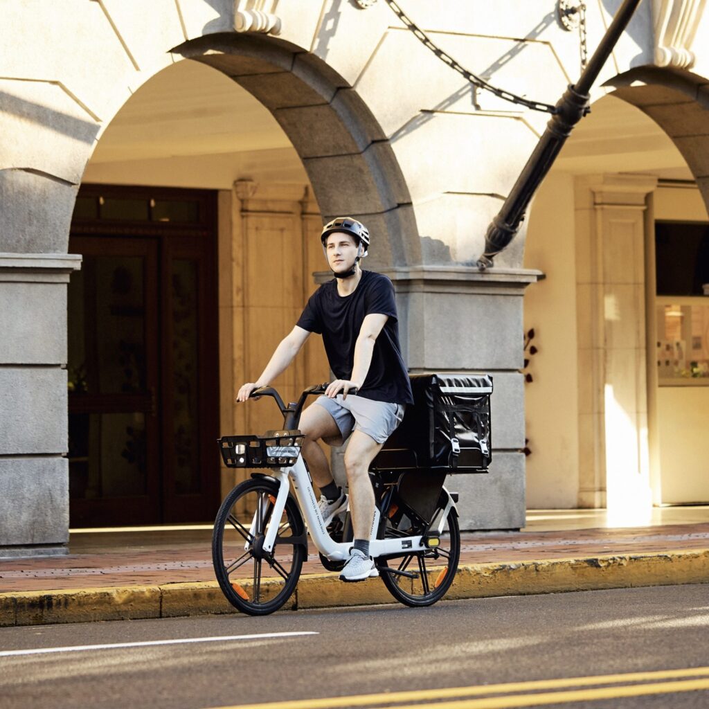 New Urban B200 E-Bike Debuts Under Segway–Dott Partnership Segway Urban B200