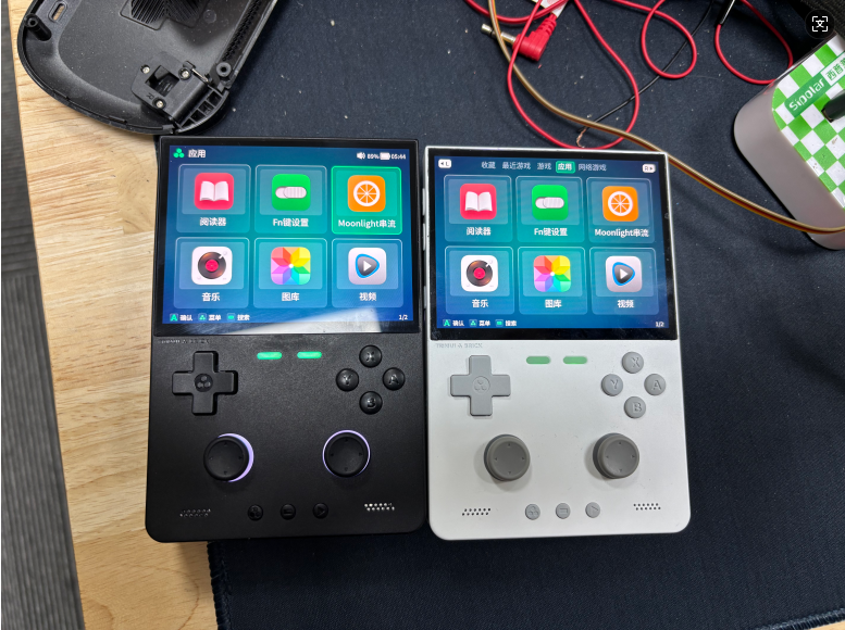 Retail Images Hint at Black and White Options for TrimUI Brick Pro Handheld
