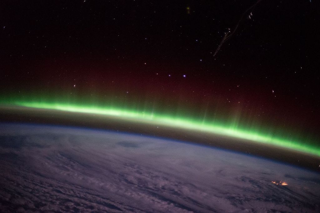 Nasa Scientists Trace Auroral Arc Formation to Magnetic Space Waves