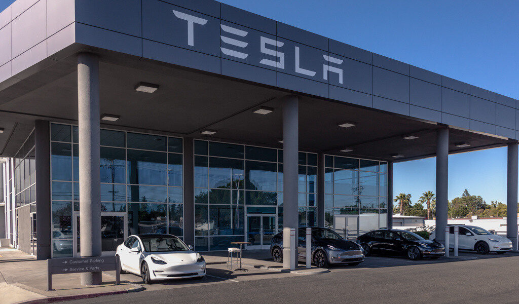 Tesla Scraps Georgia Filing for In-House Auto Insurance, Pauses State Expansion