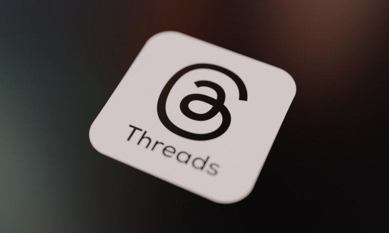 Meta Expands Threads Live Chats With Translation, Co-Hosts and Moderation Features